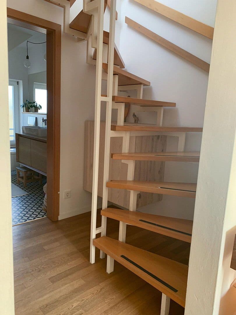 Prodej bytu 4+kk 102 m², Stuttgart, Bádensko-Württembersko Prodej bytu 4+kk 102 m², Stuttgart, Bádensko-Württembersko