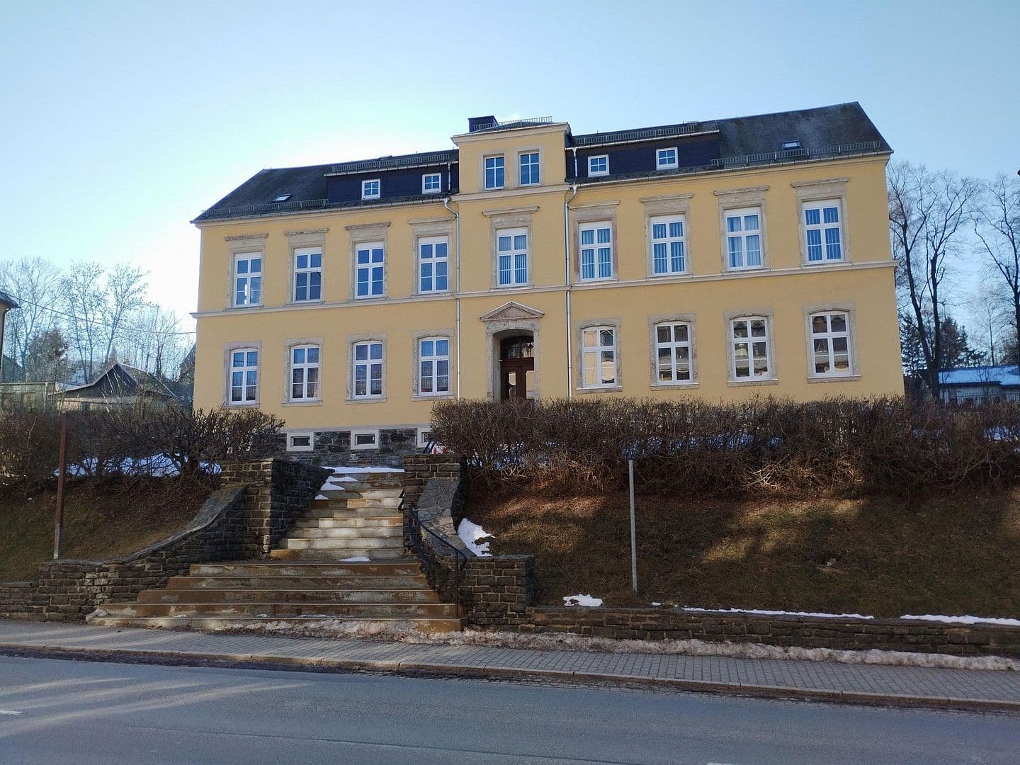 Prodej domu 495 m², pozemek 2.540 m², Auerbach, Sasko Prodej domu 495 m², pozemek 2.540 m², Auerbach, Sasko