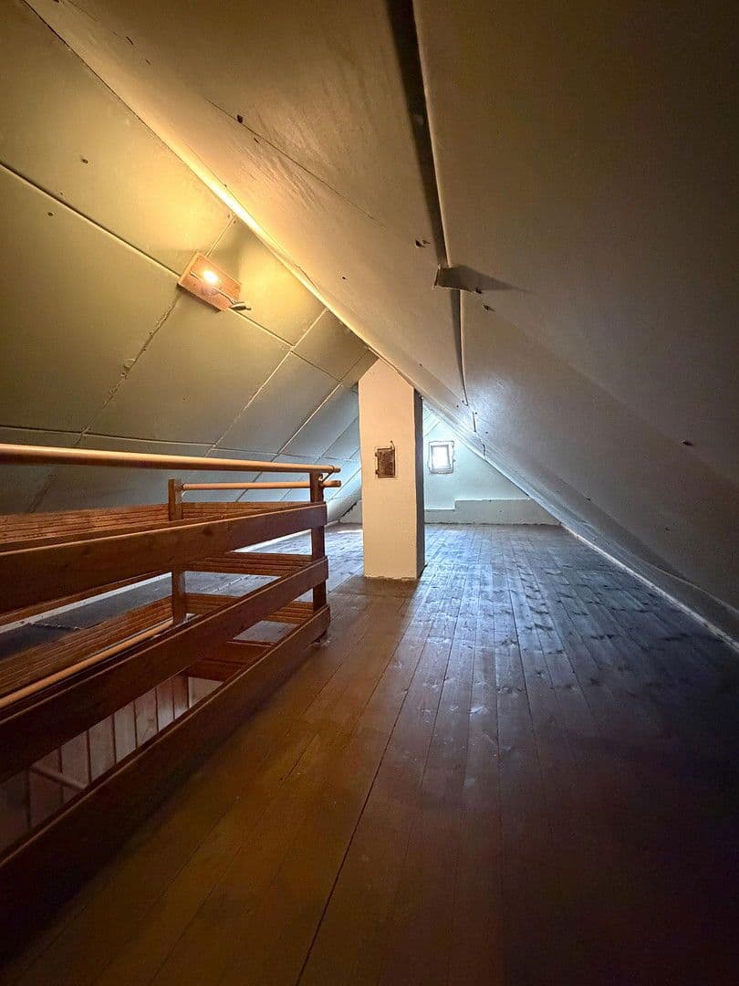 Prodej domu 138 m², pozemek 1.198 m², Beratzhausen, Bavorsko Prodej domu 138 m², pozemek 1.198 m², Beratzhausen, Bavorsko