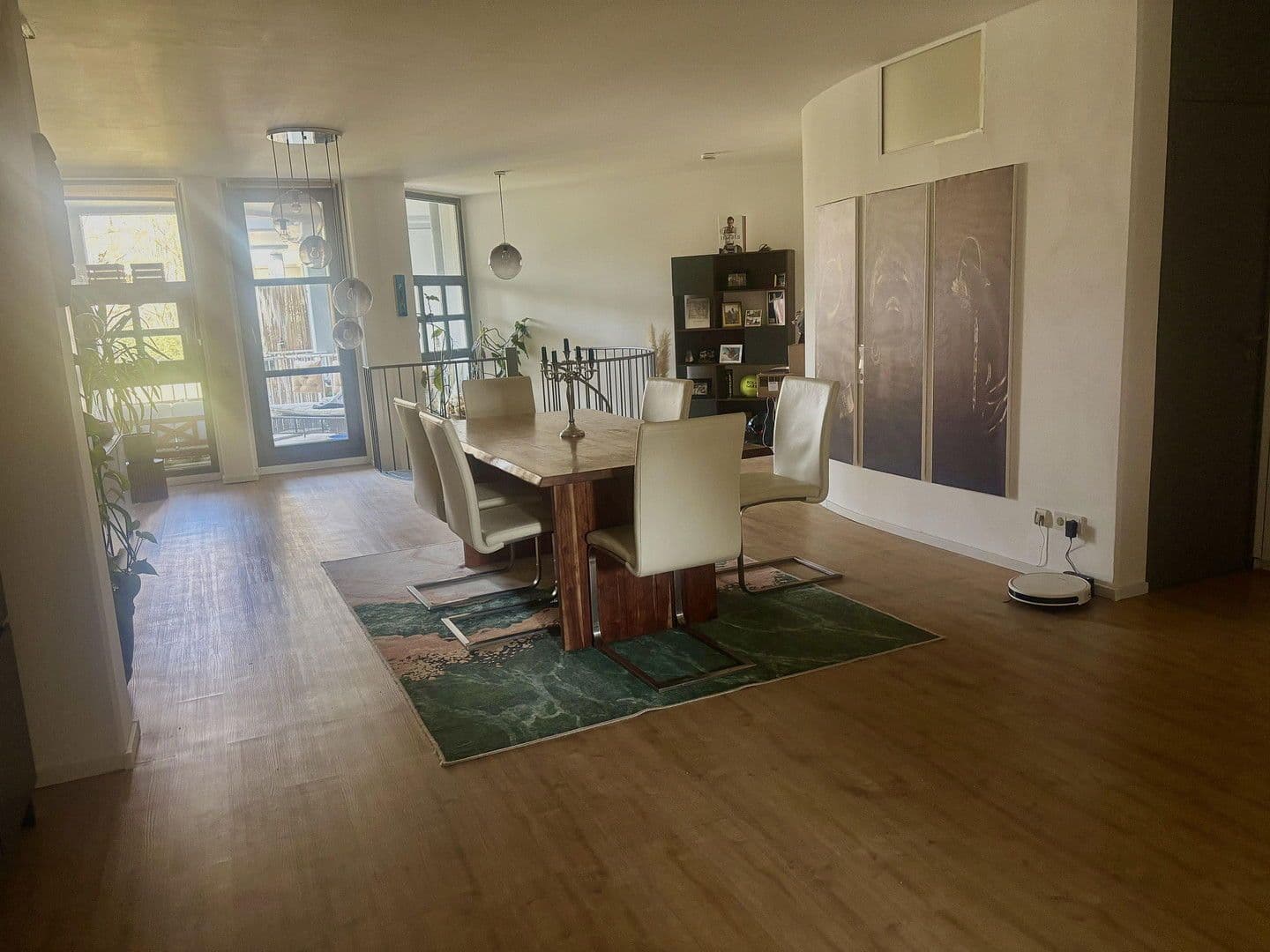 Pronájem bytu 3+1 110 m², Bonn, Severní Porýní-Vestfálsko Pronájem bytu 3+1 110 m², Bonn, Severní Porýní-Vestfálsko