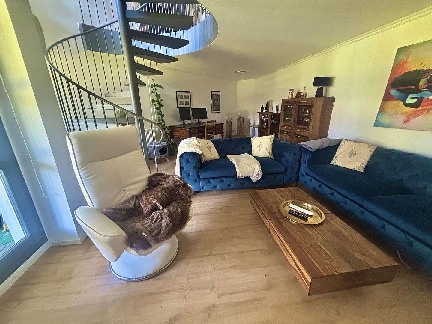 Pronájem bytu 3+1 110 m², Bonn, Severní Porýní-Vestfálsko Pronájem bytu 3+1 110 m², Bonn, Severní Porýní-Vestfálsko