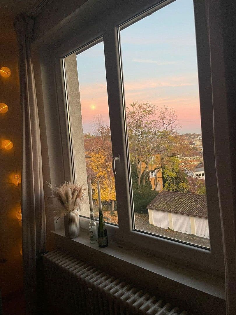 Pronájem bytu 3+1 74 m², Dillmannstr. 12, Stuttgart, Bádensko-Württembersko Pronájem bytu 3+1 74 m², Dillmannstr. 12, Stuttgart, Bádensko-Württembersko