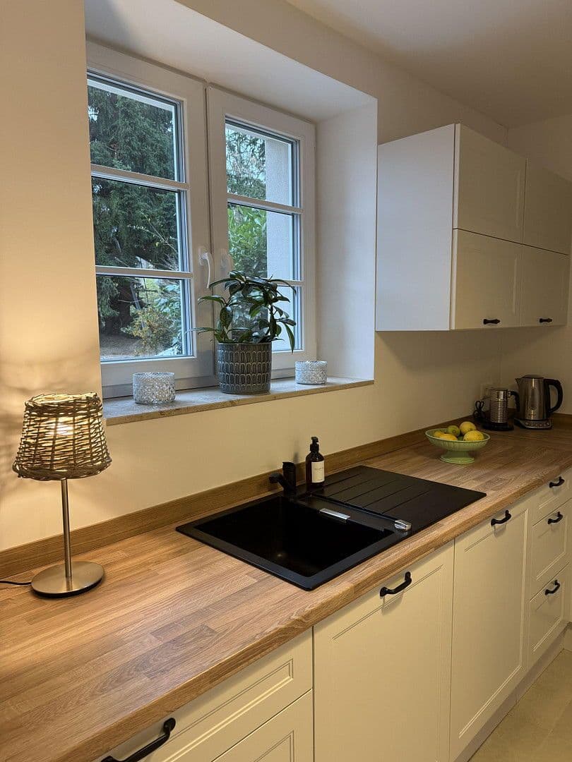 Pronájem bytu 2+1 55 m², Berlin, Berlín Pronájem bytu 2+1 55 m², Berlin, Berlín