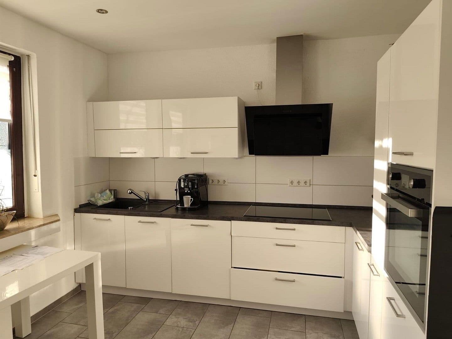 Pronájem bytu 3+1 85 m², Oberhausen, Severní Porýní-Vestfálsko Pronájem bytu 3+1 85 m², Oberhausen, Severní Porýní-Vestfálsko