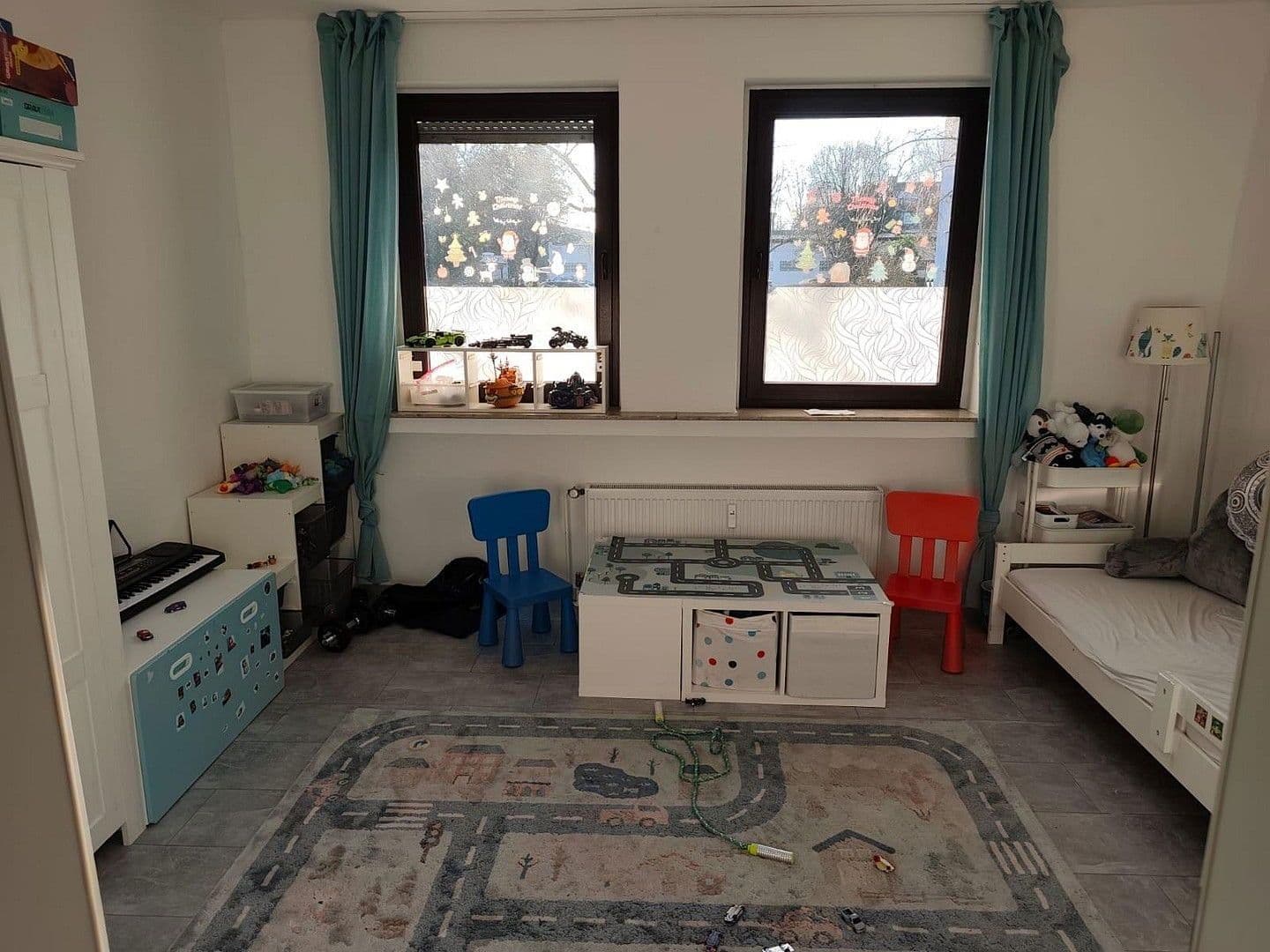 Pronájem bytu 3+1 85 m², Oberhausen, Severní Porýní-Vestfálsko Pronájem bytu 3+1 85 m², Oberhausen, Severní Porýní-Vestfálsko