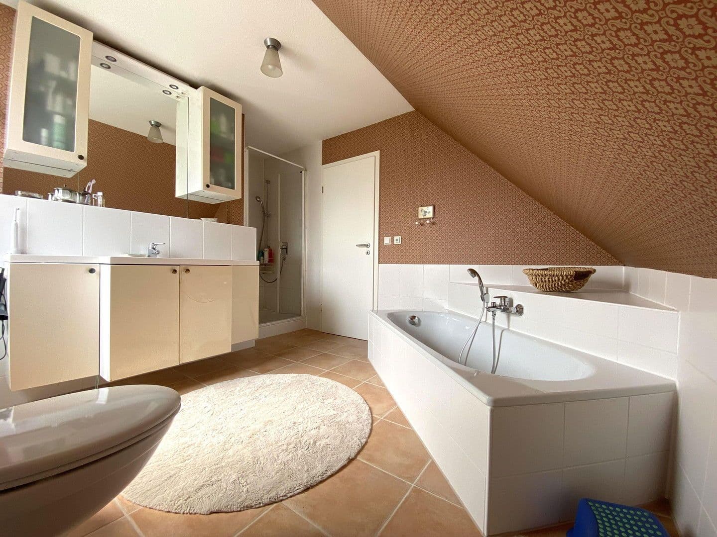 Prodej domu 224 m², pozemek 619 m², Schwäbisch Hall, Bádensko-Württembersko Prodej domu 224 m², pozemek 619 m², Schwäbisch Hall, Bádensko-Württembersko