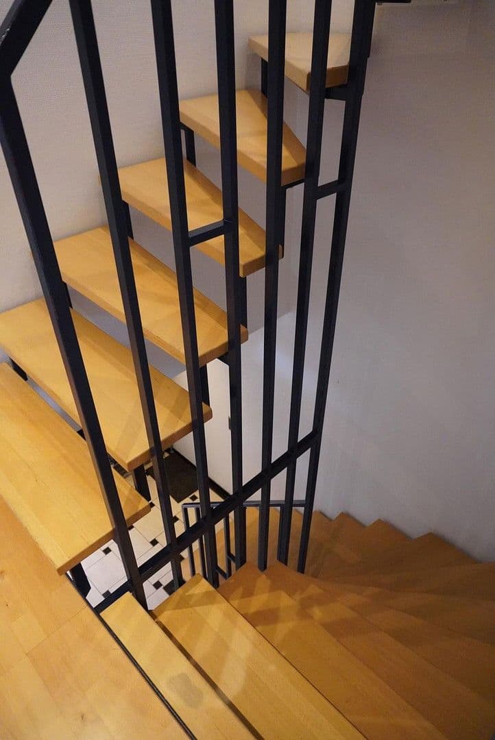 Prodej domu 147 m², pozemek 303 m², Gladbacher Straße 280, Neuss, Severní Porýní-Vestfálsko Prodej domu 147 m², pozemek 303 m², Gladbacher Straße 280, Neuss, Severní Porýní-Vestfálsko