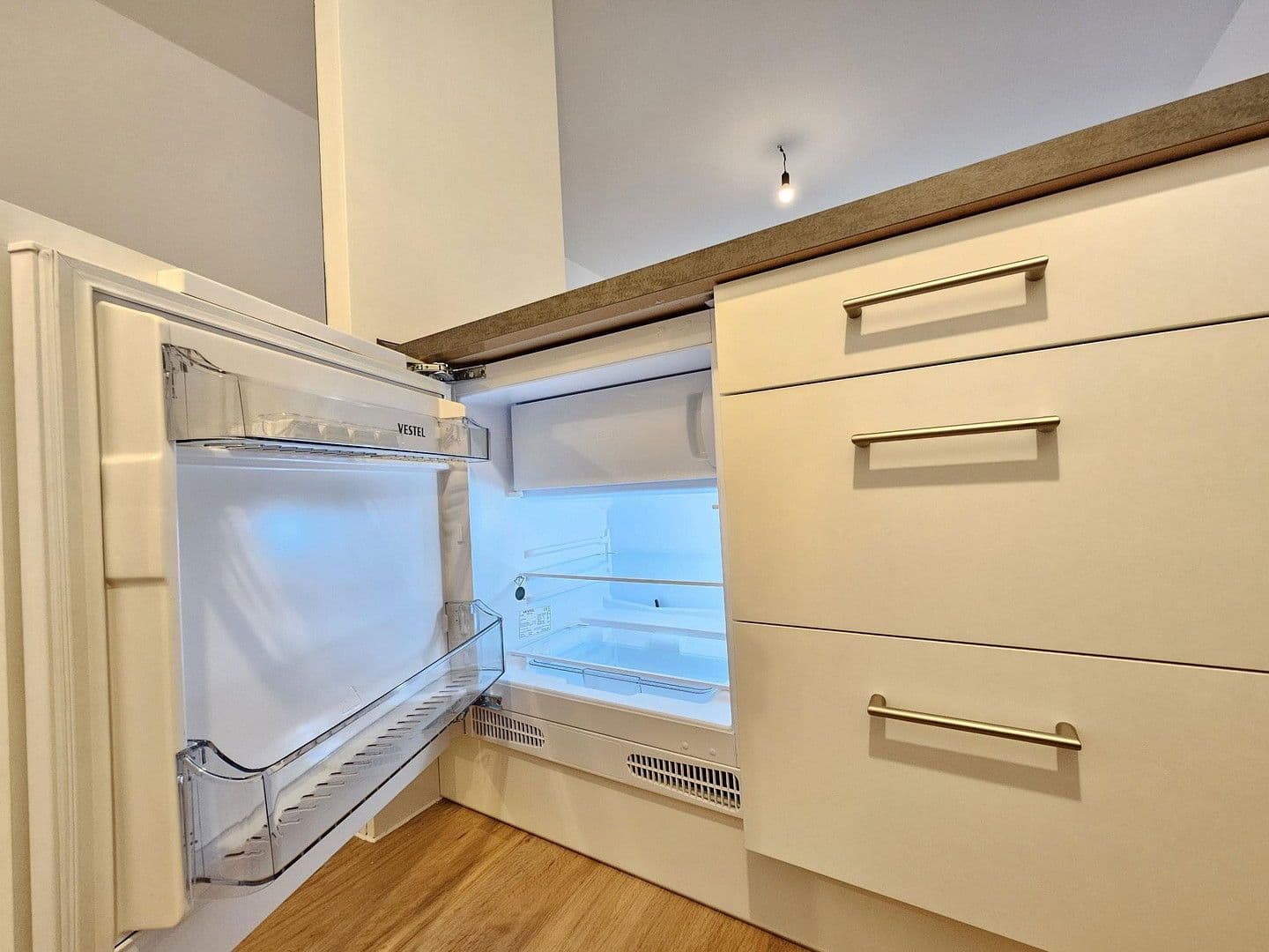 Pronájem bytu 1+1 31 m², Kidlerstraße 38, München, Bavorsko Pronájem bytu 1+1 31 m², Kidlerstraße 38, München, Bavorsko