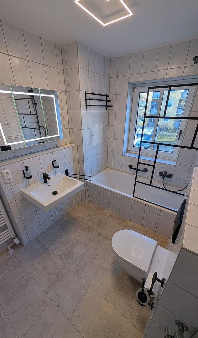 Prodej bytu 2+1 57 m², Bruno Apitz Straße 2c, Weimar, Durynsko Prodej bytu 2+1 57 m², Bruno Apitz Straße 2c, Weimar, Durynsko