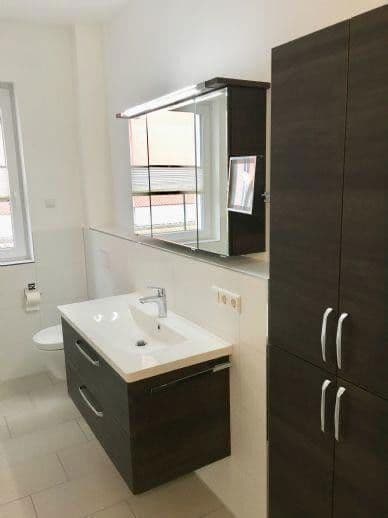 Pronájem bytu 4+1 125 m², Dahmestr. 8, Berlin, Berlín Pronájem bytu 4+1 125 m², Dahmestr. 8, Berlin, Berlín