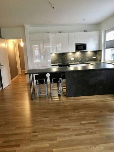 Pronájem bytu 4+1 125 m², Dahmestr. 8, Berlin, Berlín Pronájem bytu 4+1 125 m², Dahmestr. 8, Berlin, Berlín