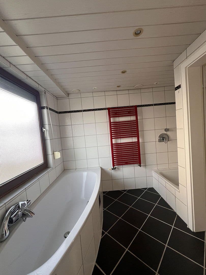 Prodej bytu 3+1 95 m², Gevelsberg, Severní Porýní-Vestfálsko Prodej bytu 3+1 95 m², Gevelsberg, Severní Porýní-Vestfálsko