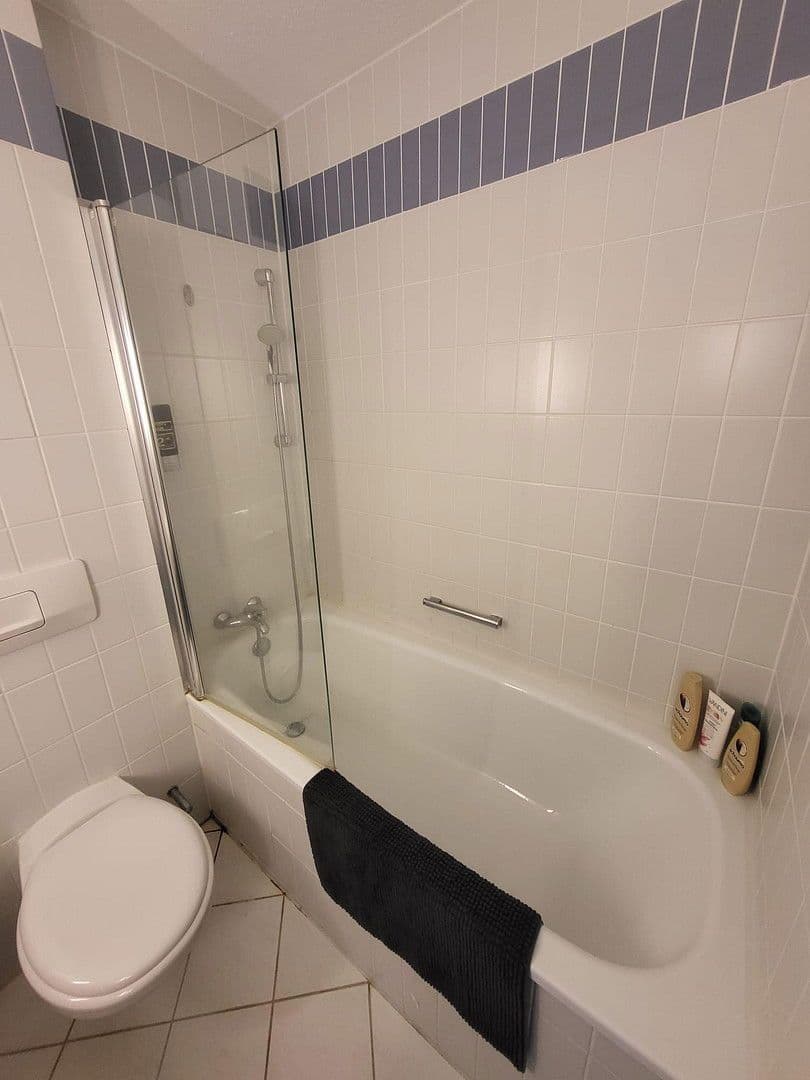 Pronájem bytu 1+1 23 m², Ohmstr. 30, Frankfurt am Main, Hessen Pronájem bytu 1+1 23 m², Ohmstr. 30, Frankfurt am Main, Hessen