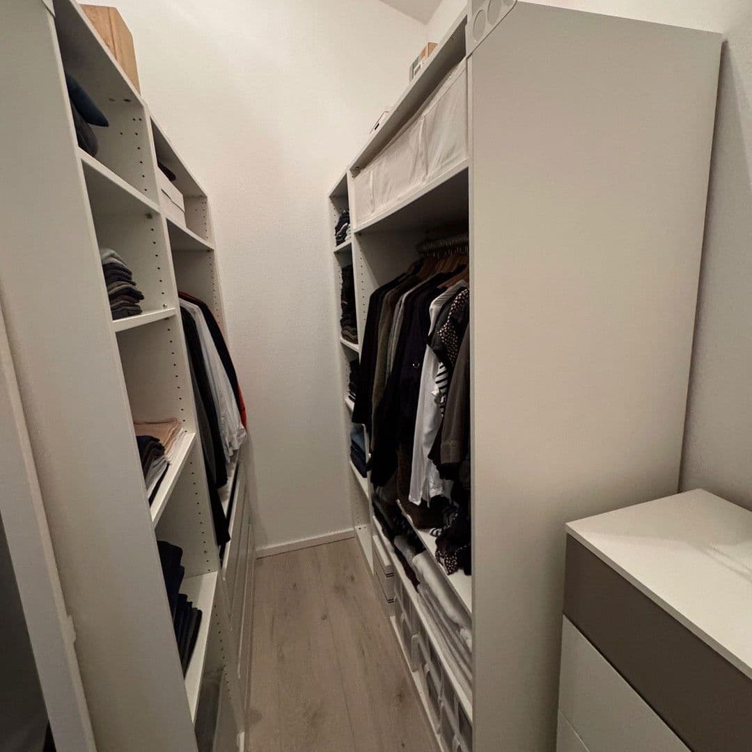 Pronájem bytu 3+1 100 m², Edenkoben, Porýní-Falc Pronájem bytu 3+1 100 m², Edenkoben, Porýní-Falc