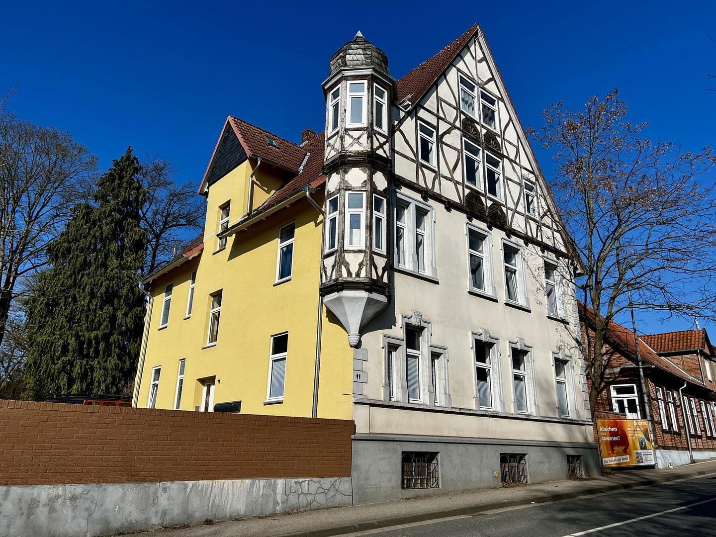 Pronájem bytu 4+1 114 m², Lüneburger Straße 11, Celle, Dolní Sasko Pronájem bytu 4+1 114 m², Lüneburger Straße 11, Celle, Dolní Sasko