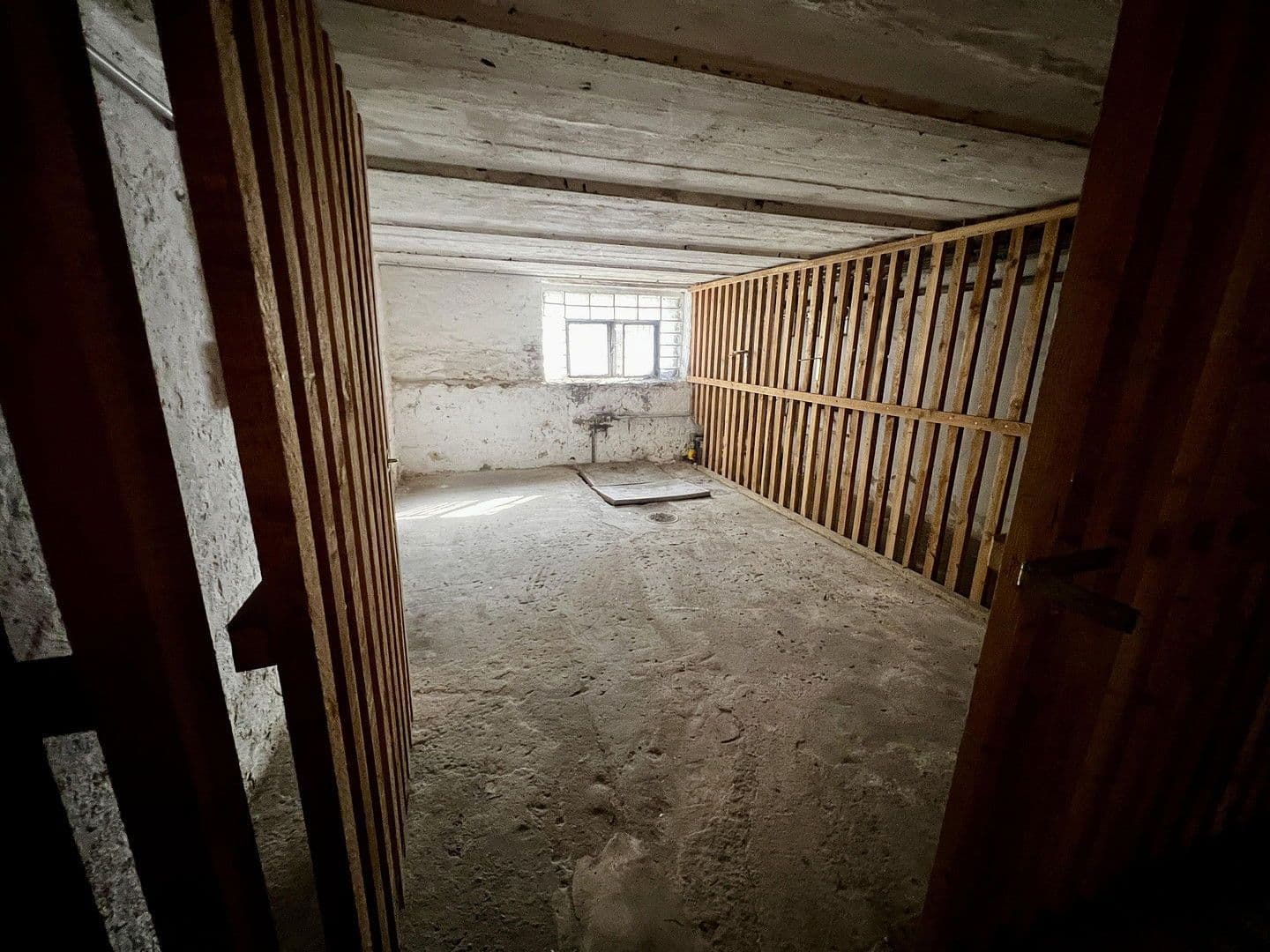 Pronájem bytu 4+1 114 m², Lüneburger Straße 11, Celle, Dolní Sasko Pronájem bytu 4+1 114 m², Lüneburger Straße 11, Celle, Dolní Sasko