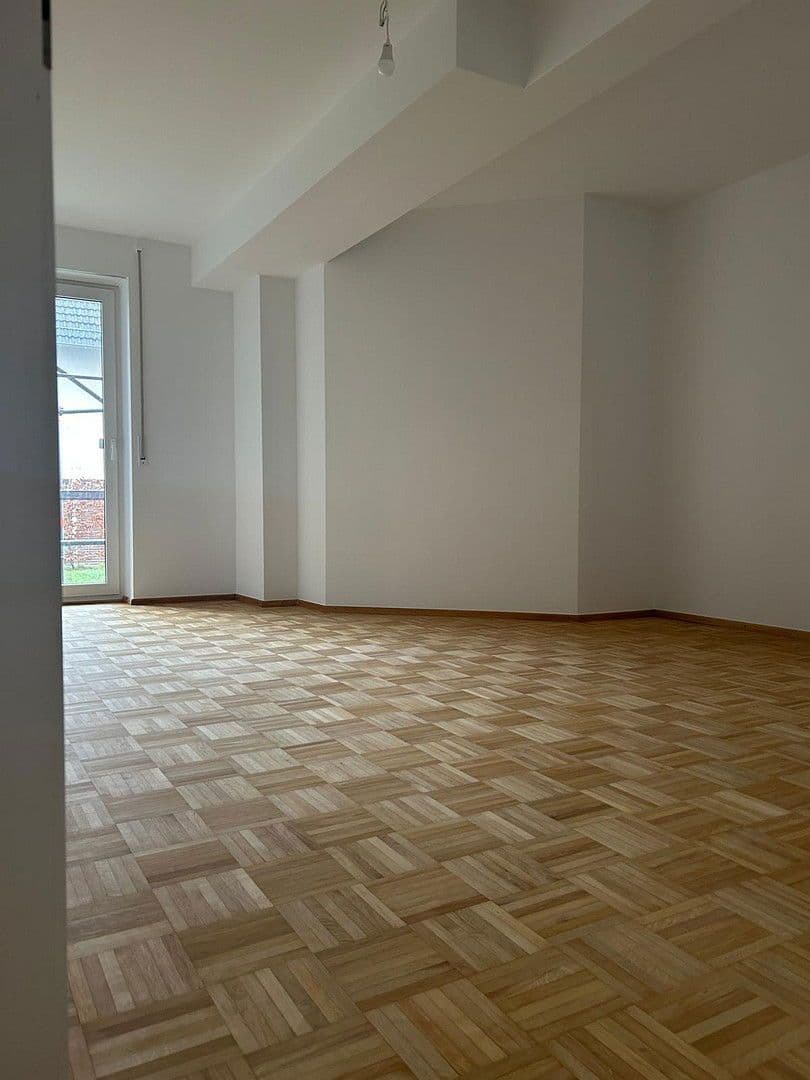 Pronájem bytu 2+1 83 m², Schlüchtern, Hessen Pronájem bytu 2+1 83 m², Schlüchtern, Hessen