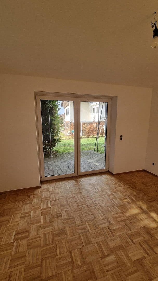 Pronájem bytu 2+1 83 m², Schlüchtern, Hessen Pronájem bytu 2+1 83 m², Schlüchtern, Hessen