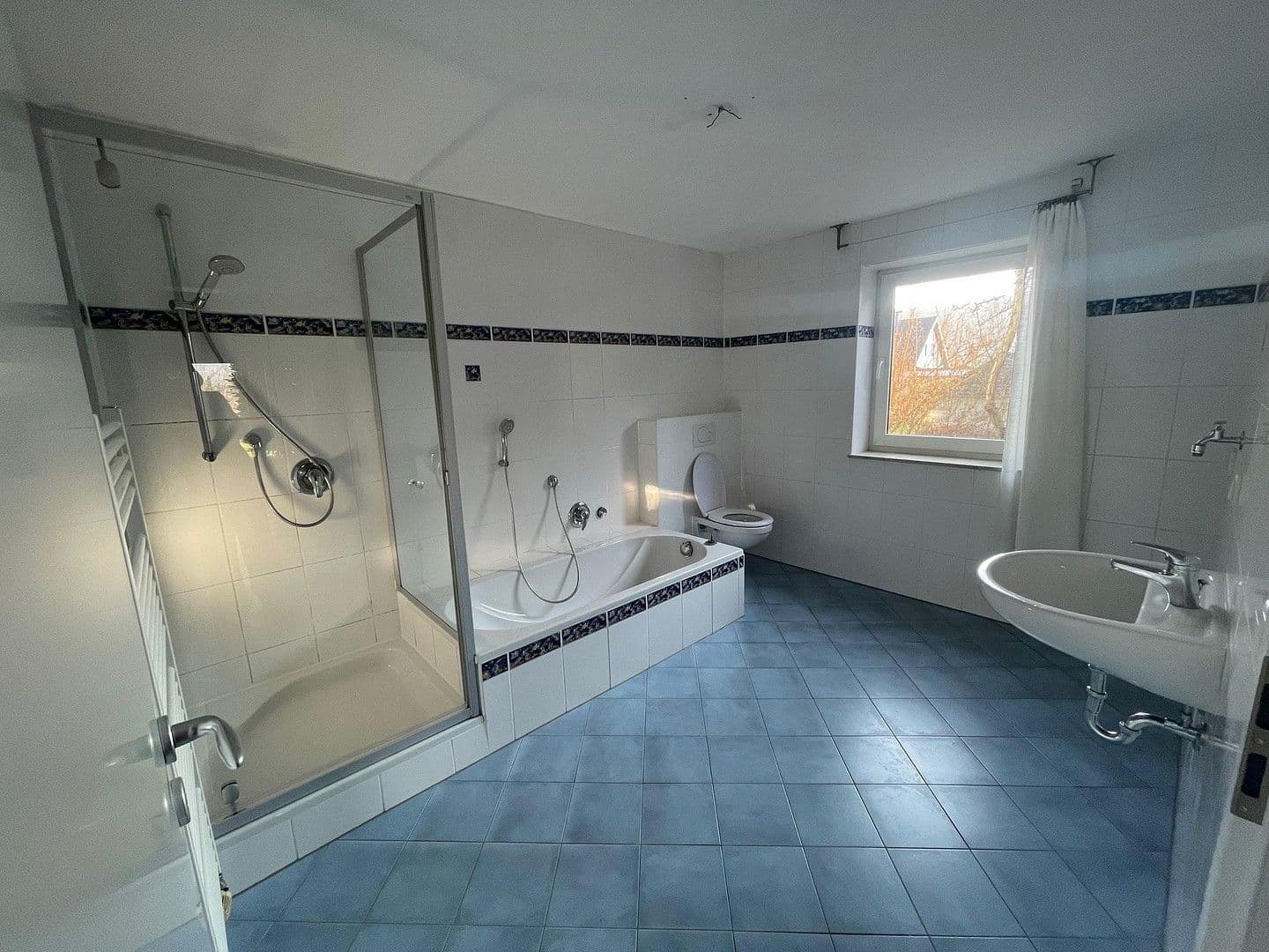 Pronájem bytu 2+1 83 m², Schlüchtern, Hessen Pronájem bytu 2+1 83 m², Schlüchtern, Hessen