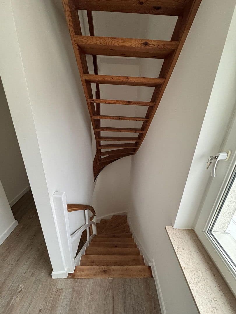 Prodej domu 90 m², pozemek 196 m², Cleverhofer Weg 106, Bad Schwartau, Šlesvicko-Holštýnsko Prodej domu 90 m², pozemek 196 m², Cleverhofer Weg 106, Bad Schwartau, Šlesvicko-Holštýnsko