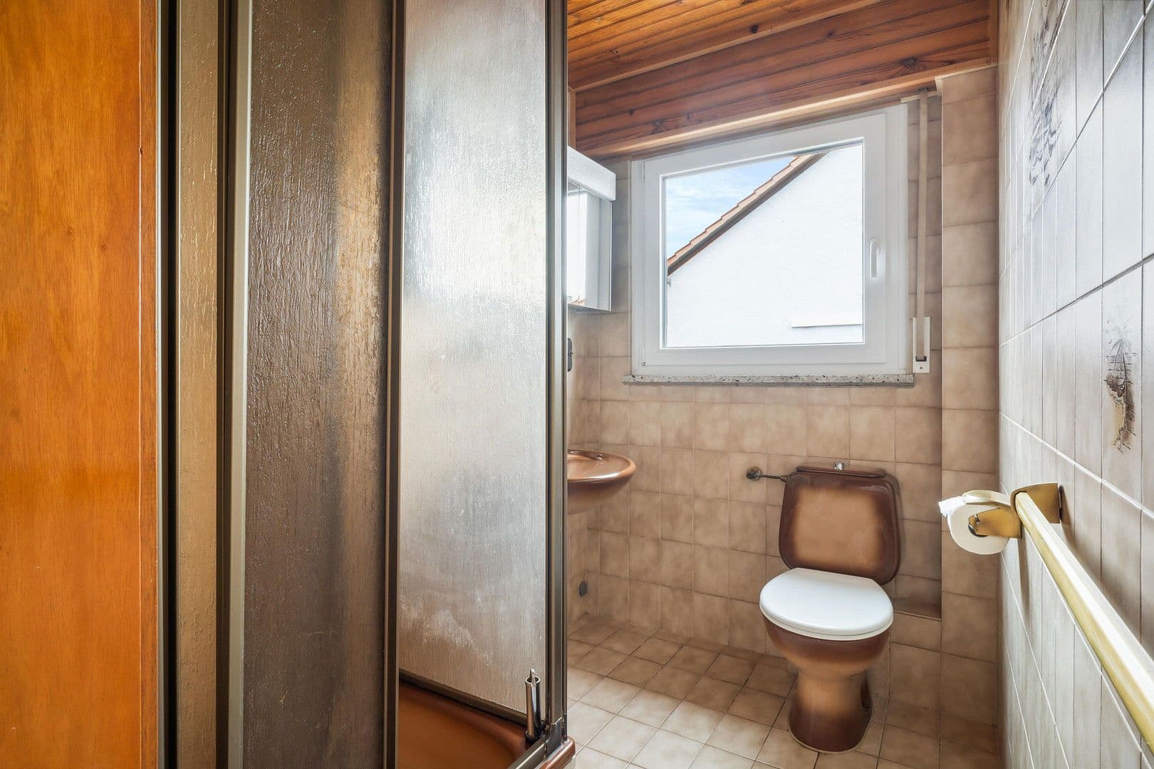 Prodej domu 150 m², pozemek 575 m², Riedstraße 13, Groß-Gerau, Hessen Prodej domu 150 m², pozemek 575 m², Riedstraße 13, Groß-Gerau, Hessen