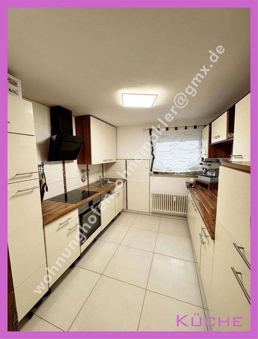 Prodej bytu 3+1 82 m², Stuttgart, Bádensko-Württembersko Prodej bytu 3+1 82 m², Stuttgart, Bádensko-Württembersko