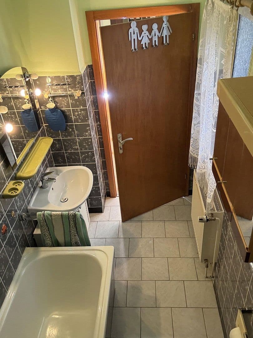 Prodej domu 115 m², pozemek 789 m², Garbsen, Dolní Sasko Prodej domu 115 m², pozemek 789 m², Garbsen, Dolní Sasko