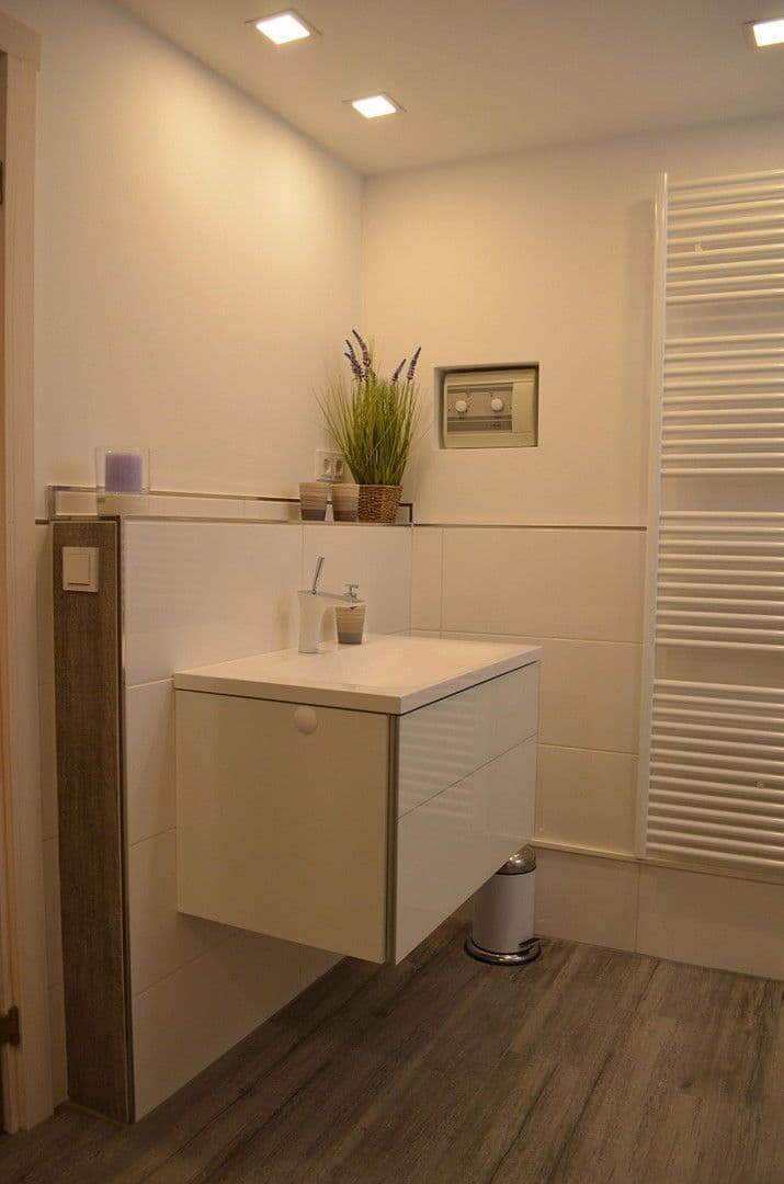 Prodej domu 89 m², pozemek 200 m², Wildgansstraße 71, Mirow, Mecklenburg-Vorpommern Prodej domu 89 m², pozemek 200 m², Wildgansstraße 71, Mirow, Mecklenburg-Vorpommern