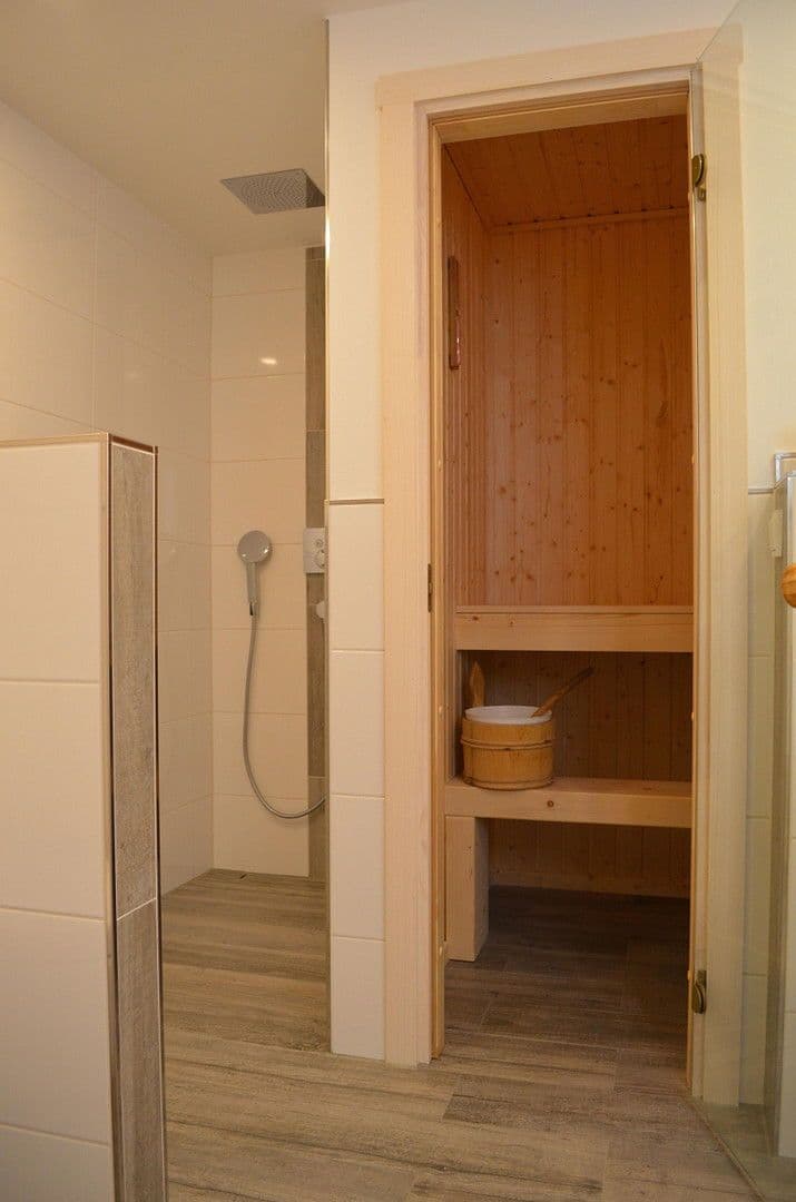 Prodej domu 89 m², pozemek 200 m², Wildgansstraße 71, Mirow, Mecklenburg-Vorpommern Prodej domu 89 m², pozemek 200 m², Wildgansstraße 71, Mirow, Mecklenburg-Vorpommern