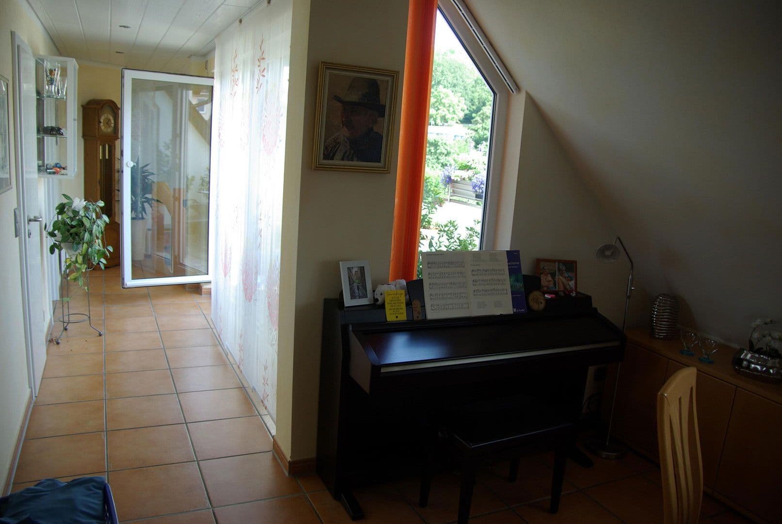 Prodej bytu 4+1 102 m², Kernen im Remstal, Bádensko-Württembersko Prodej bytu 4+1 102 m², Kernen im Remstal, Bádensko-Württembersko