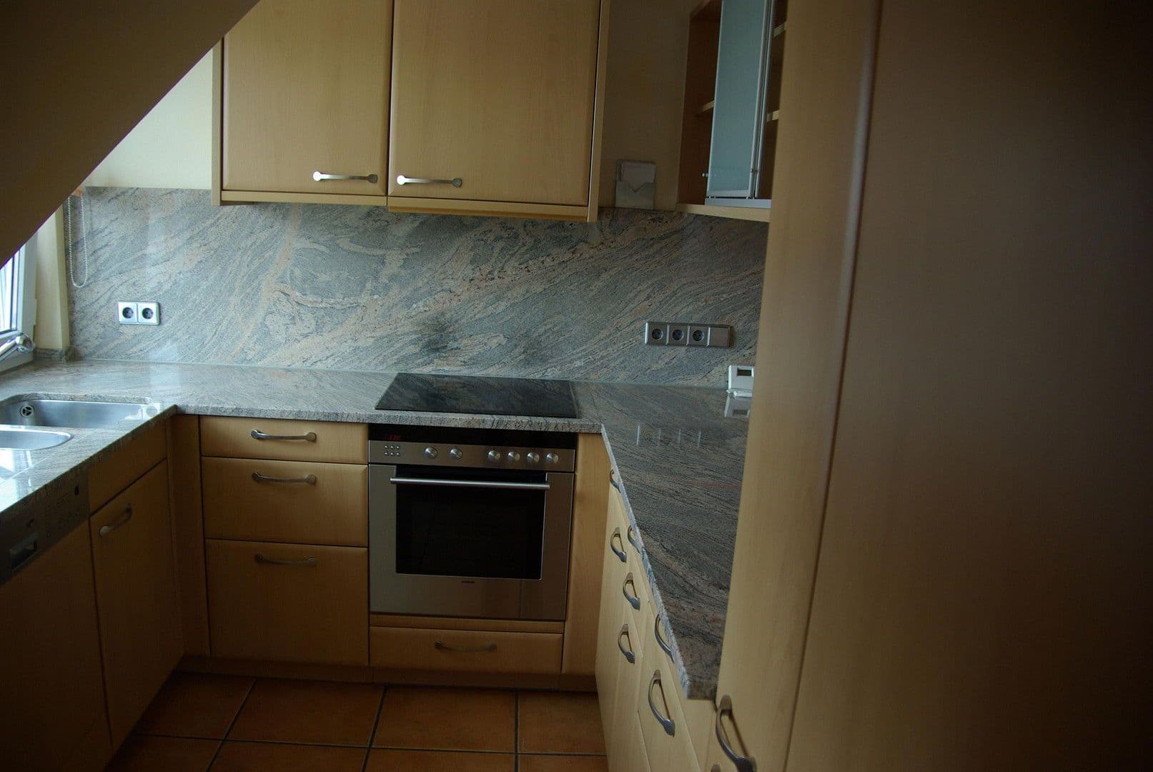 Prodej bytu 4+1 102 m², Kernen im Remstal, Bádensko-Württembersko Prodej bytu 4+1 102 m², Kernen im Remstal, Bádensko-Württembersko