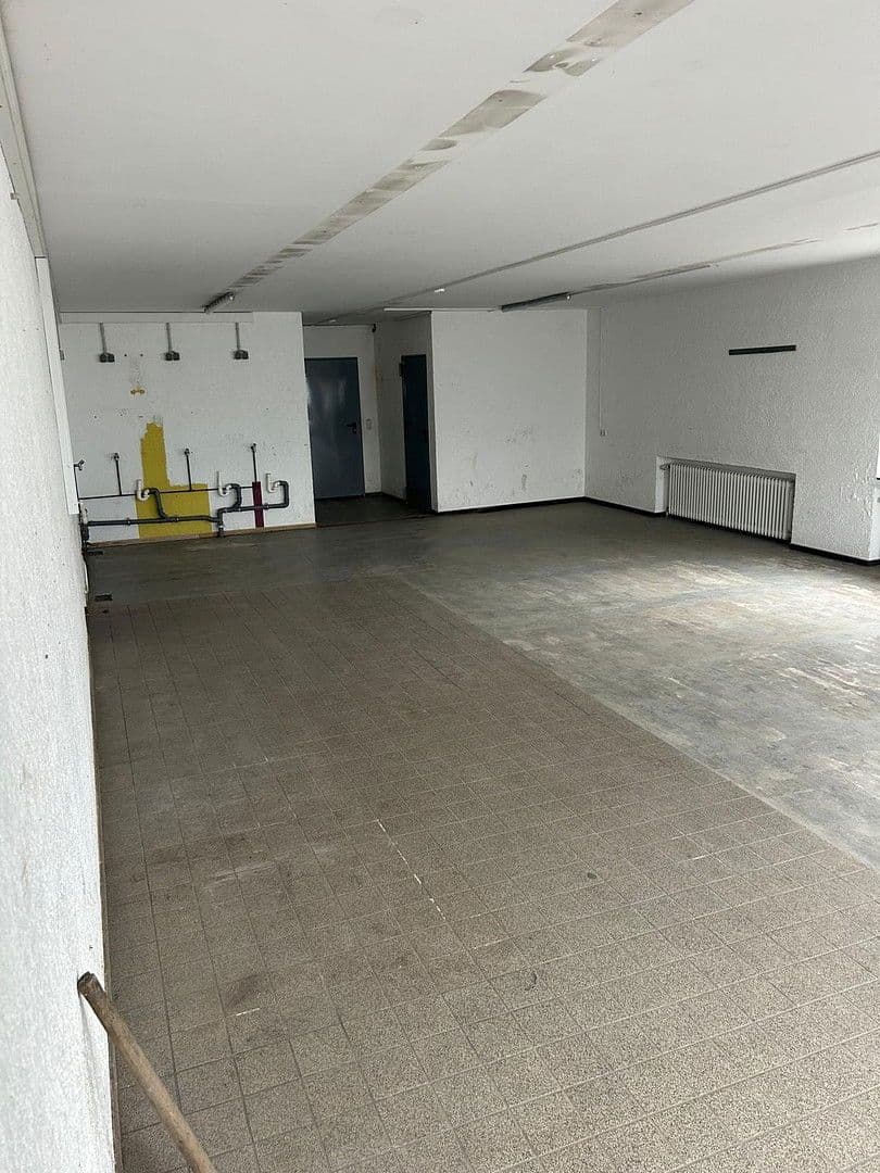Pronájem nebytového prostoru 1 m², Friedrichkaiserstr. 13, Iserlohn, Severní Porýní-Vestfálsko Pronájem nebytového prostoru 1 m², Friedrichkaiserstr. 13, Iserlohn, Severní Porýní-Vestfálsko