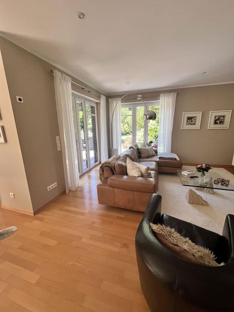 Prodej domu 160 m², pozemek 769 m², Buchholz in der Nordheide, Dolní Sasko Prodej domu 160 m², pozemek 769 m², Buchholz in der Nordheide, Dolní Sasko