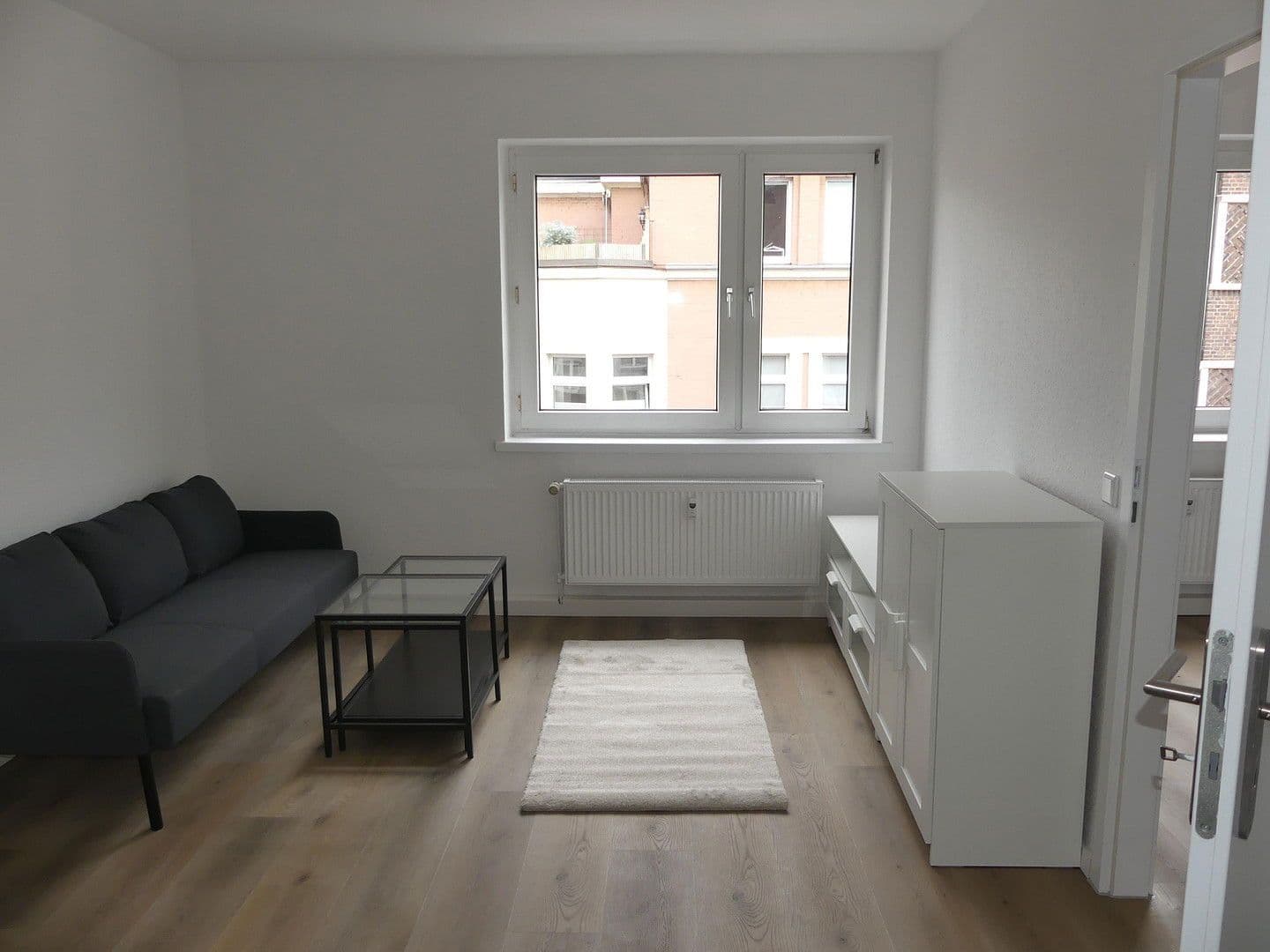 Pronájem bytu 2+1 39 m², Manteuffelstraße 12a, Duisburg, Severní Porýní-Vestfálsko Pronájem bytu 2+1 39 m², Manteuffelstraße 12a, Duisburg, Severní Porýní-Vestfálsko