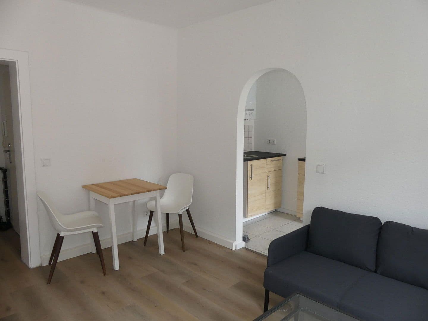 Pronájem bytu 2+1 39 m², Manteuffelstraße 12a, Duisburg, Severní Porýní-Vestfálsko Pronájem bytu 2+1 39 m², Manteuffelstraße 12a, Duisburg, Severní Porýní-Vestfálsko