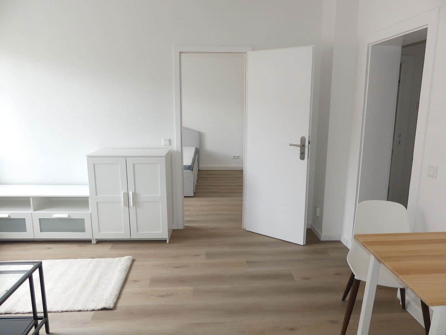 Pronájem bytu 2+1 39 m², Manteuffelstraße 12a, Duisburg, Severní Porýní-Vestfálsko Pronájem bytu 2+1 39 m², Manteuffelstraße 12a, Duisburg, Severní Porýní-Vestfálsko