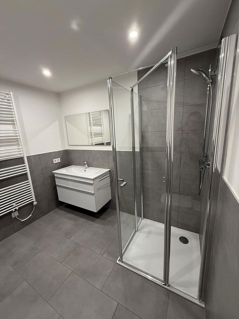 Pronájem bytu 3+1 112 m², Paracelsusstraße 1B, Gummersbach, Severní Porýní-Vestfálsko Pronájem bytu 3+1 112 m², Paracelsusstraße 1B, Gummersbach, Severní Porýní-Vestfálsko