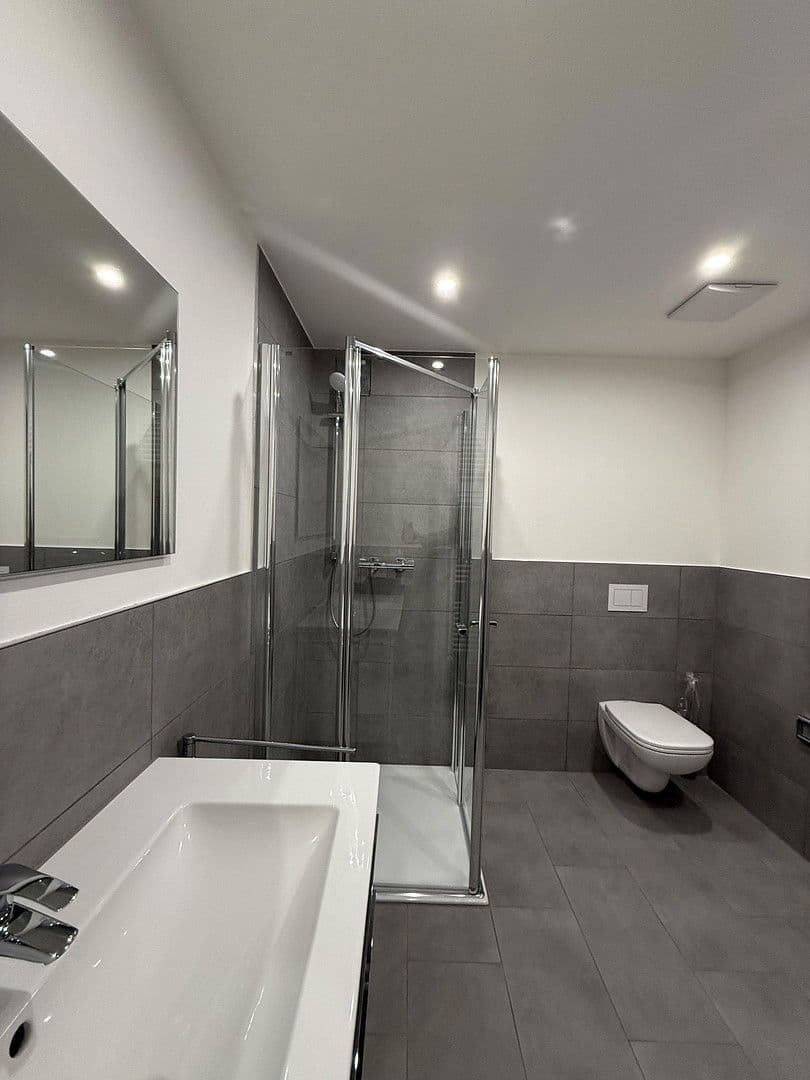 Pronájem bytu 3+1 112 m², Paracelsusstraße 1B, Gummersbach, Severní Porýní-Vestfálsko Pronájem bytu 3+1 112 m², Paracelsusstraße 1B, Gummersbach, Severní Porýní-Vestfálsko