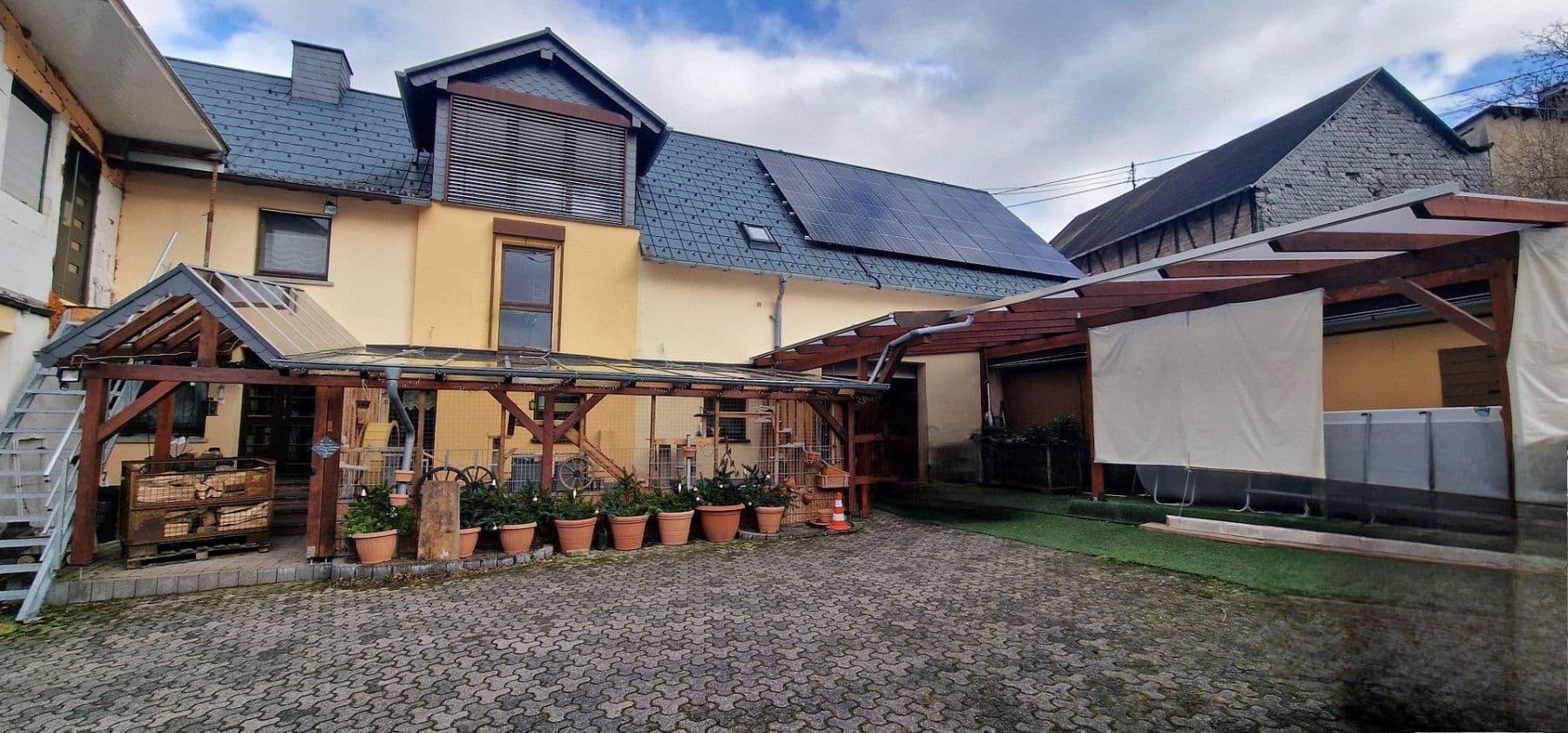 Prodej pozemku 1.050 m², Maxsain, Porýní-Falc Prodej pozemku 1.050 m², Maxsain, Porýní-Falc