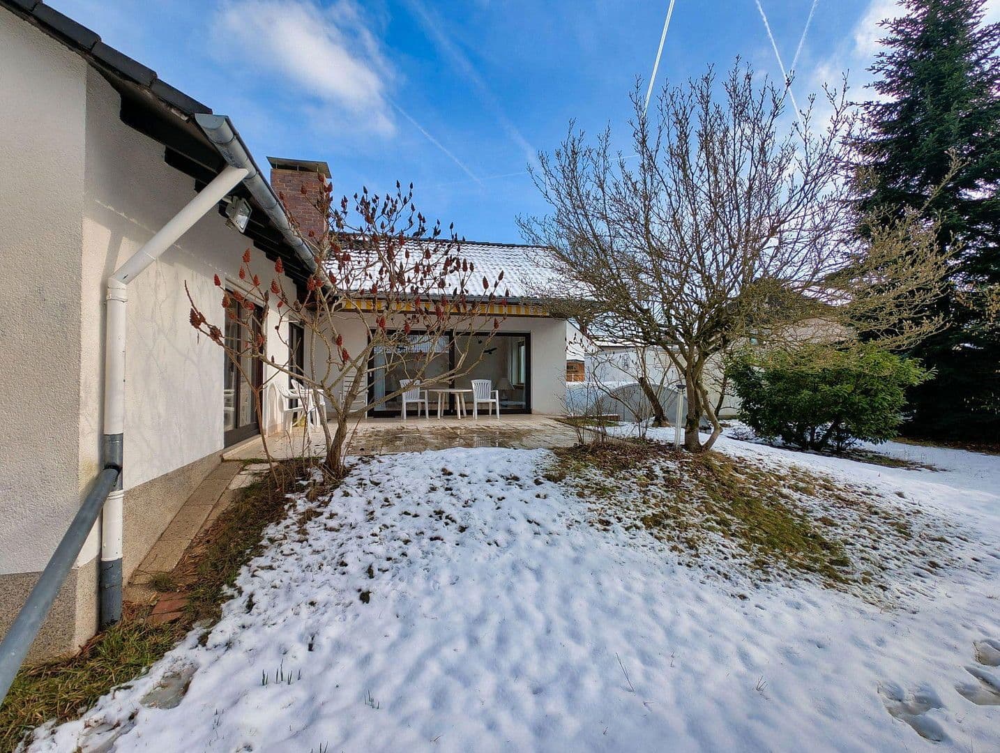 Prodej domu 226 m², pozemek 741 m², Heusenstamm, Hessen Prodej domu 226 m², pozemek 741 m², Heusenstamm, Hessen