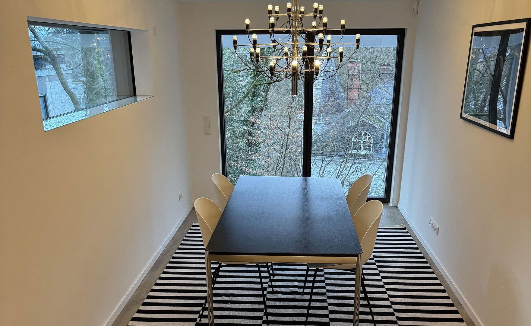 Pronájem bytu 3+1 100 m², Brahmsweg 2, Wiesbaden, Hessen Pronájem bytu 3+1 100 m², Brahmsweg 2, Wiesbaden, Hessen