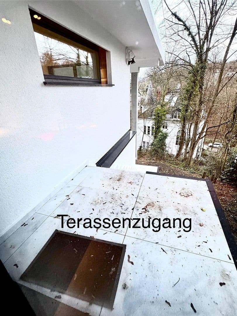 Pronájem bytu 3+1 100 m², Brahmsweg 2, Wiesbaden, Hessen Pronájem bytu 3+1 100 m², Brahmsweg 2, Wiesbaden, Hessen