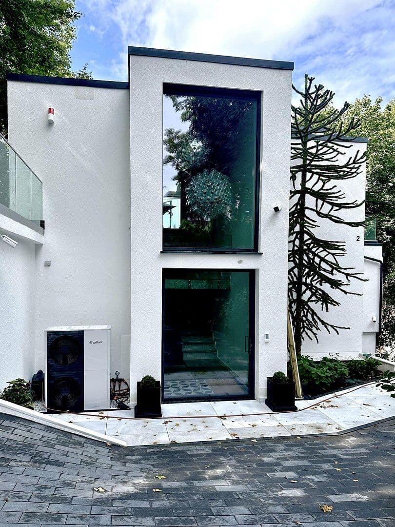 Pronájem bytu 3+1 100 m², Brahmsweg 2, Wiesbaden, Hessen Pronájem bytu 3+1 100 m², Brahmsweg 2, Wiesbaden, Hessen