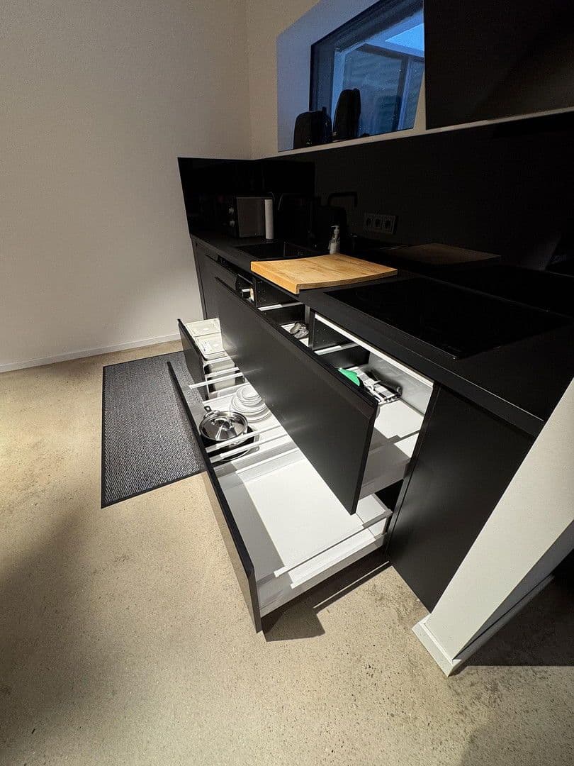 Pronájem bytu 3+1 100 m², Brahmsweg 2, Wiesbaden, Hessen Pronájem bytu 3+1 100 m², Brahmsweg 2, Wiesbaden, Hessen