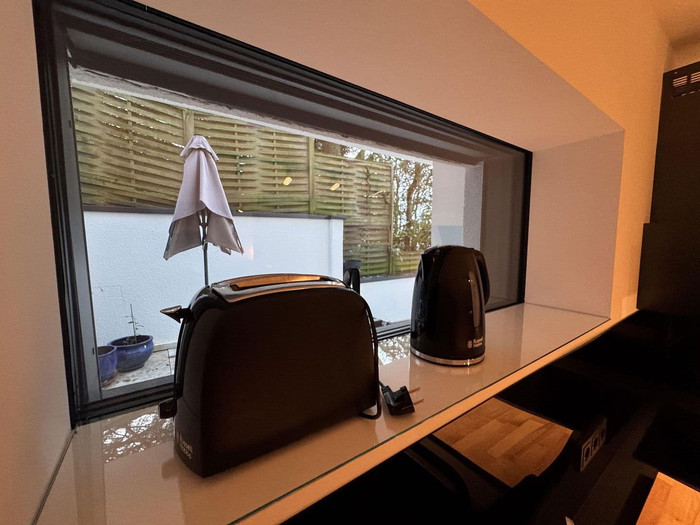 Pronájem bytu 3+1 100 m², Brahmsweg 2, Wiesbaden, Hessen Pronájem bytu 3+1 100 m², Brahmsweg 2, Wiesbaden, Hessen