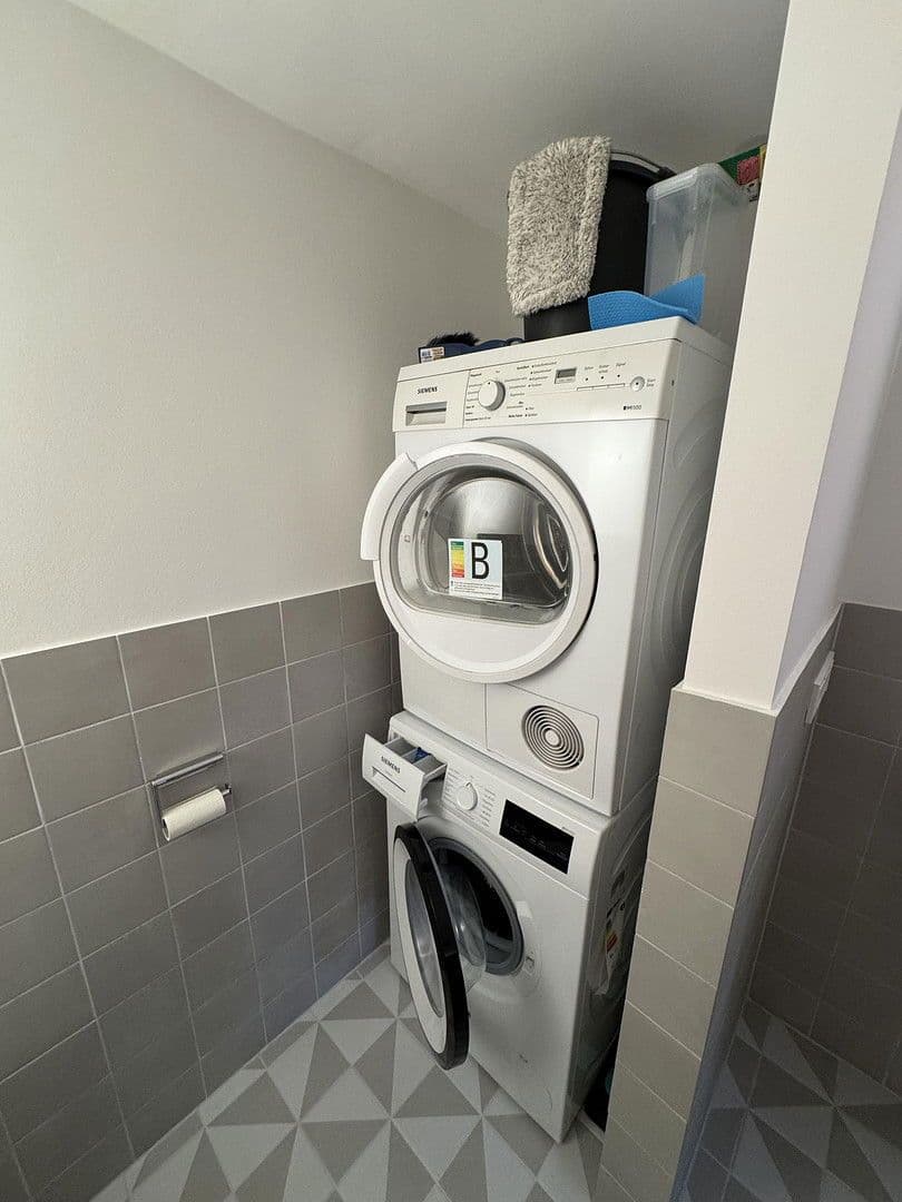 Pronájem bytu 3+1 100 m², Brahmsweg 2, Wiesbaden, Hessen Pronájem bytu 3+1 100 m², Brahmsweg 2, Wiesbaden, Hessen