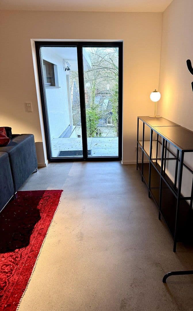 Pronájem bytu 3+1 100 m², Brahmsweg 2, Wiesbaden, Hessen Pronájem bytu 3+1 100 m², Brahmsweg 2, Wiesbaden, Hessen