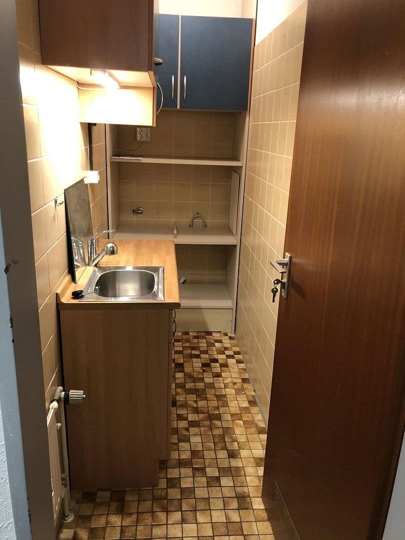 Pronájem kanceláře 55 m², Göppingen, Bádensko-Württembersko Pronájem kanceláře 55 m², Göppingen, Bádensko-Württembersko