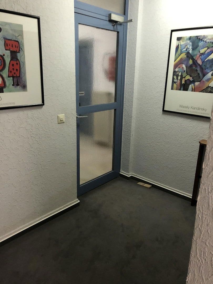 Pronájem kanceláře 55 m², Göppingen, Bádensko-Württembersko Pronájem kanceláře 55 m², Göppingen, Bádensko-Württembersko