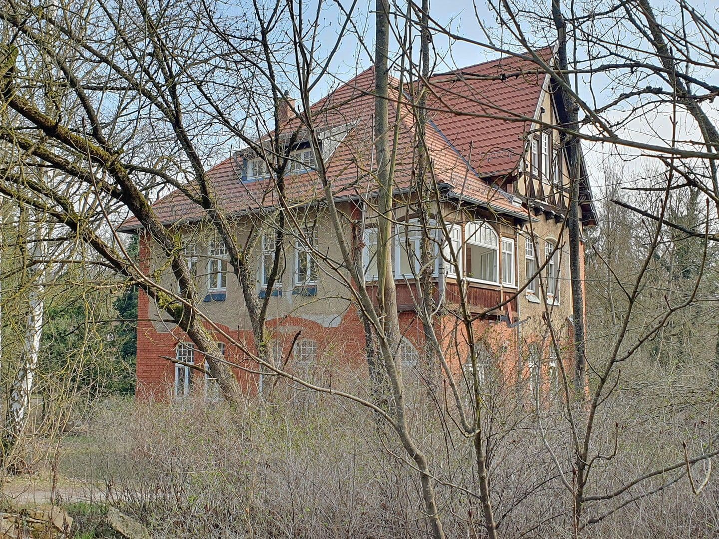 Prodej domu 330 m², pozemek 2.950 m², Stendal, Sasko-Anhaltsko Prodej domu 330 m², pozemek 2.950 m², Stendal, Sasko-Anhaltsko